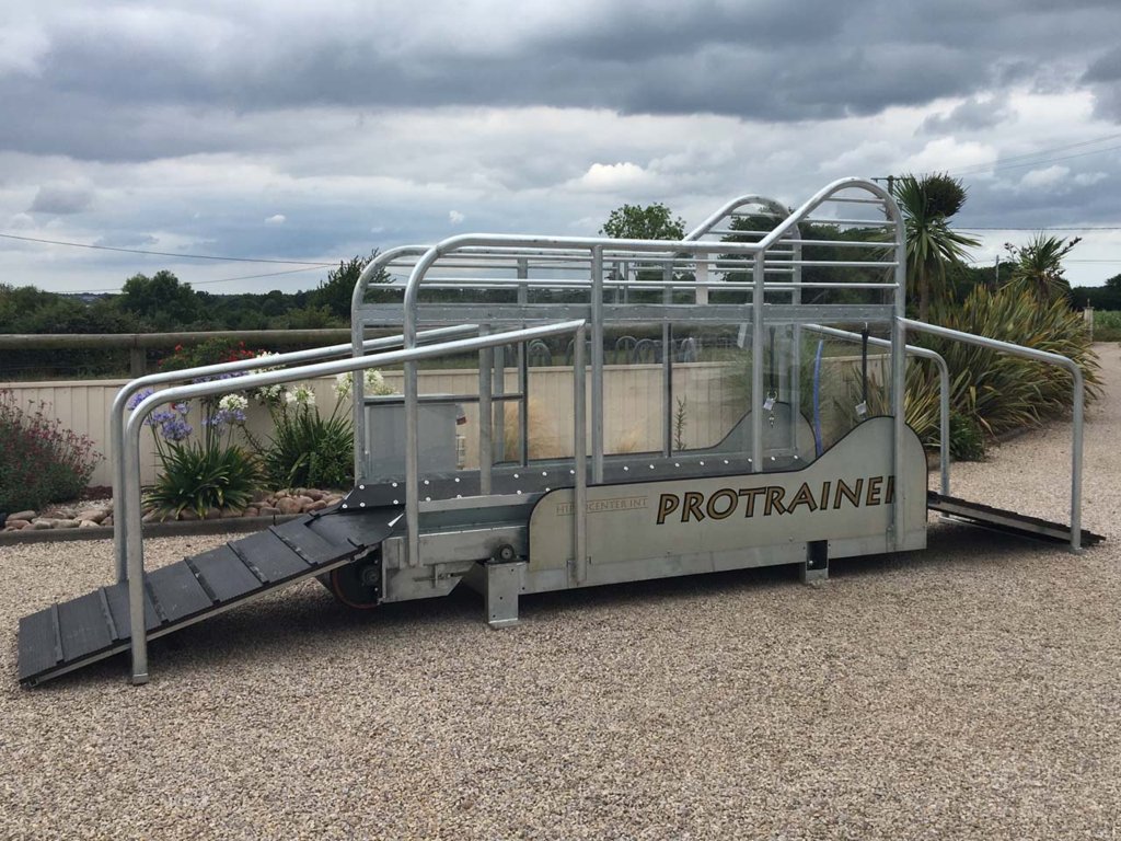 Hippocenter Lójártató Futószalagos Protrainer+ 380 V